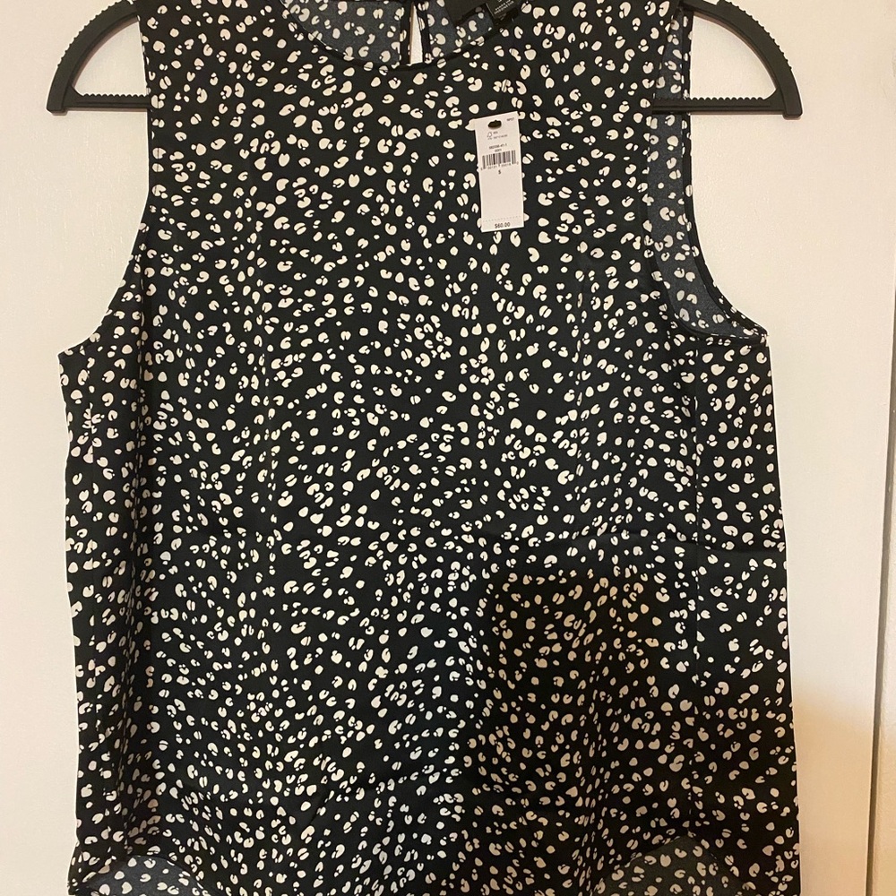 Banana Republic Factory Black and Cream Patterned Blouse